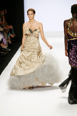 Illustration for article titled Project Runway Fashion Show: Jerell